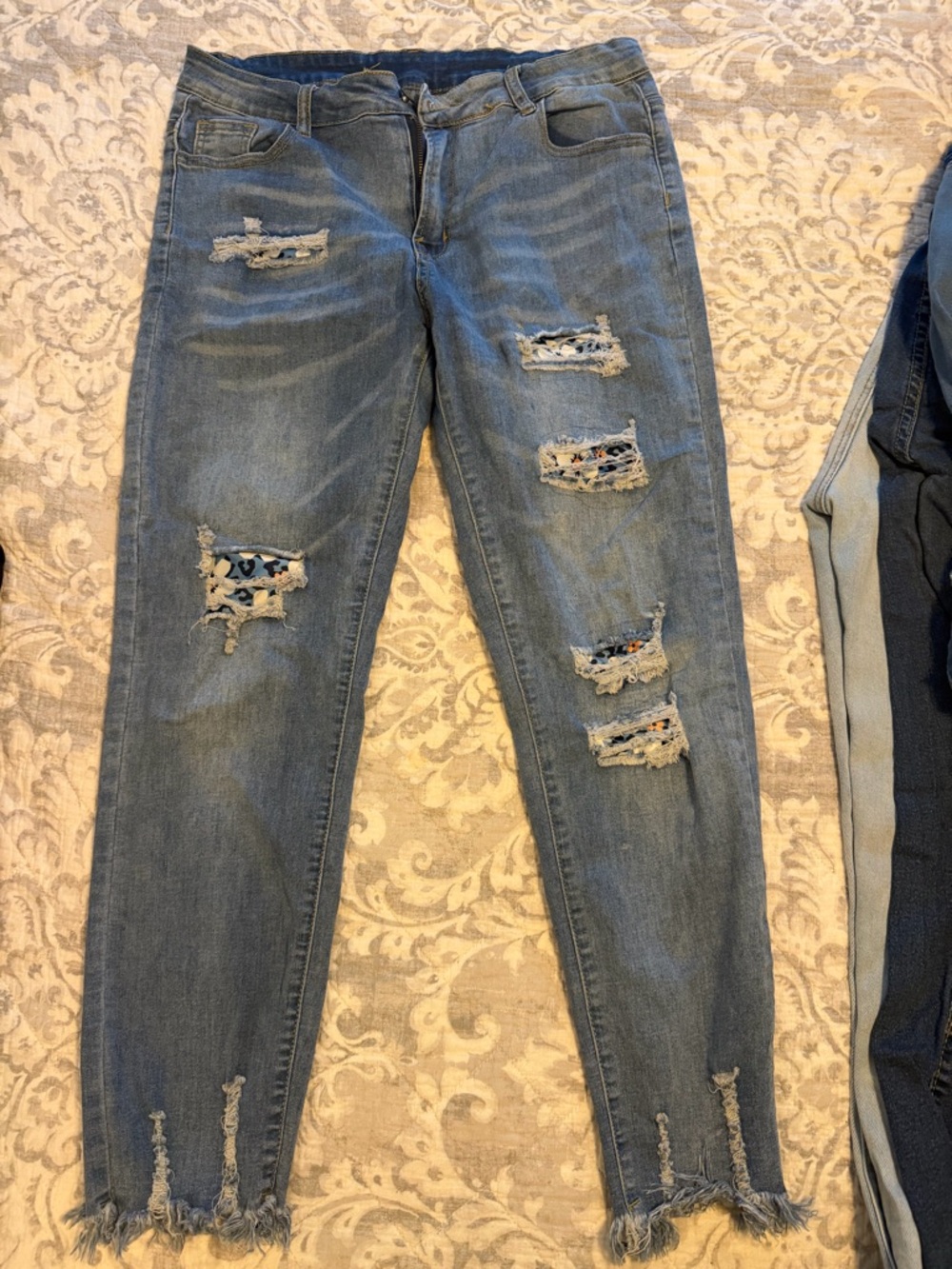 Source Unknown Light Blue Distressed Skinny Jeans